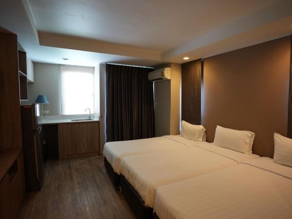 Baan Tanwa - MRT Ratchadapisek : photo 4 de la chambre suite (6 adultes)