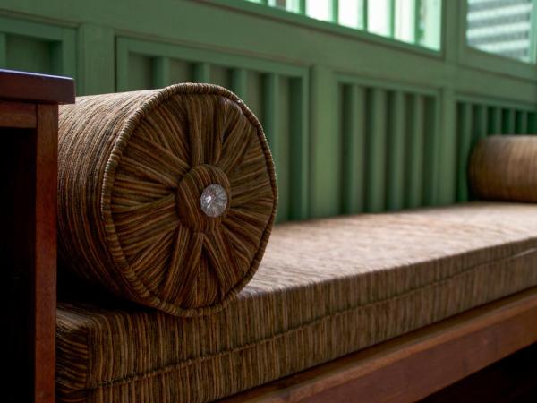 Ren I Tang Heritage Inn : photo 4 de la chambre chambre puits aérien