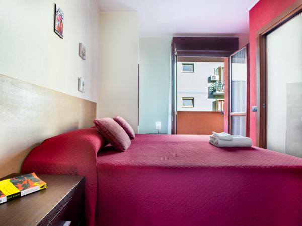 Ogliastra Apartment Rooms : photo 7 de la chambre chambre double ou lits jumeaux deluxe avec balcon