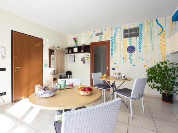 Ogliastra Apartment Rooms : photo 1 de la chambre chambre double ou lits jumeaux deluxe avec balcon