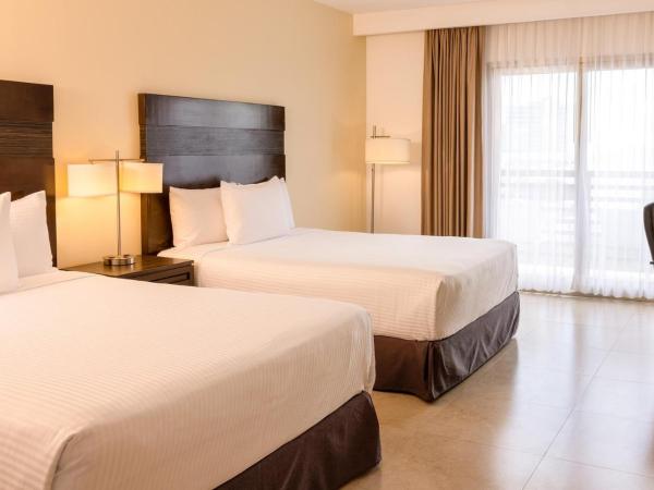 Wyndham Garden Cancun Downtown : photo 3 de la chambre chambre avec 2 lits queen-size - accessible aux personnes à mobilité réduite - non-fumeurs