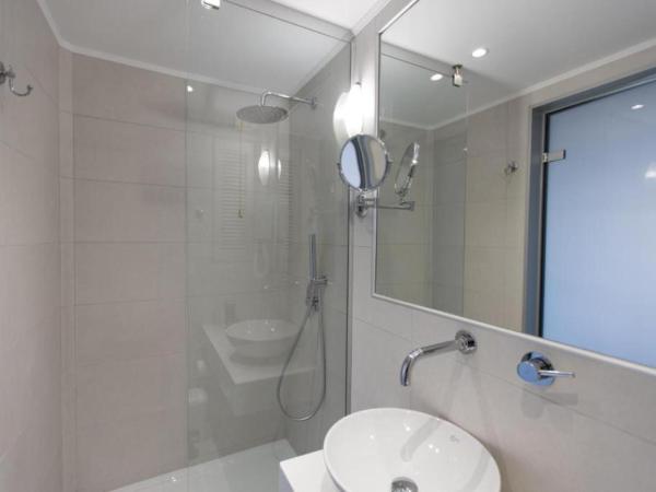 Anita Beach Hotel- Adults Only : photo 5 de la chambre chambre quadruple - vue ville