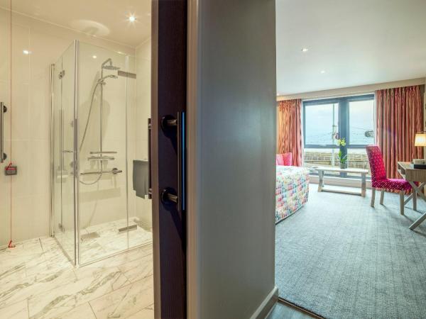 Boulevard Hotel : photo 9 de la chambre chambre familiale adaptée aux personnes à mobilité réduite