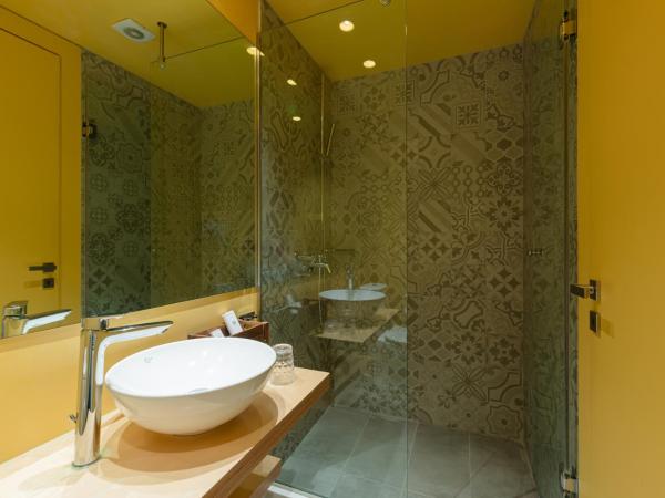 Ether Loft Suites : photo 9 de la chambre suite loft avec balcon - loft terre