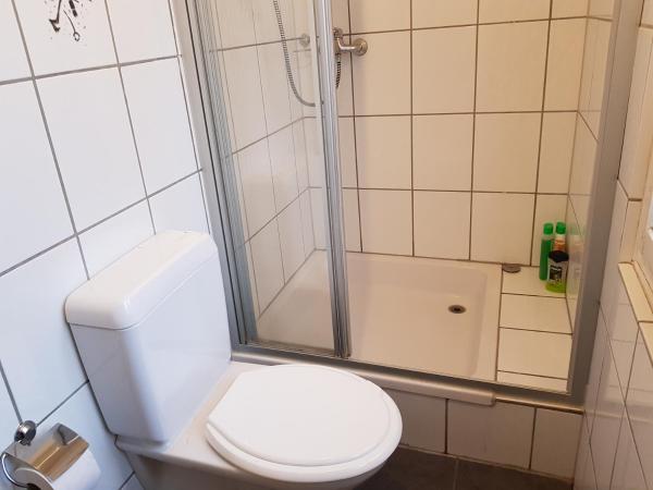 Bellpark Hostel : photo 2 de la chambre lit simple dans dortoir 4 lits pour hommes