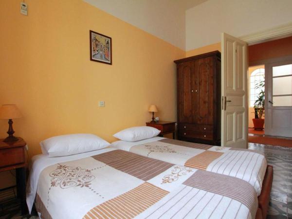 Hotel Anastasia : photo 1 de la chambre chambre lits jumeaux