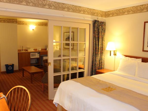 Coastal Inn Halifax - Bayers Lake : photo 6 de la chambre suite