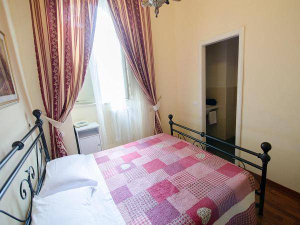 Hotel Iris : photo 2 de la chambre chambre simple