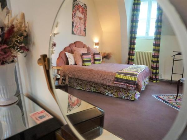 Maison Garnier Hôtel de Charme Biarritz : photo 8 de la chambre chambre de luxe double ou lits jumeaux