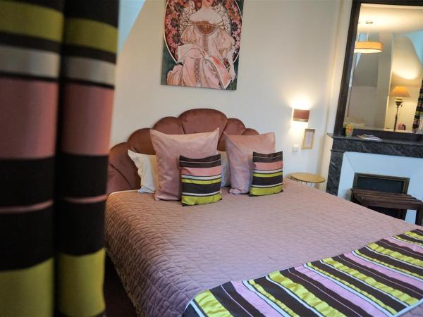 Maison Garnier Hôtel de Charme Biarritz : photo 9 de la chambre chambre de luxe double ou lits jumeaux