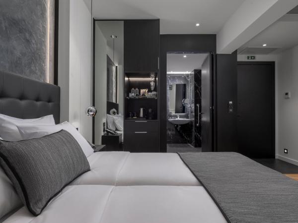 No 15 Ermou Hotel : photo 5 de la chambre chambre double supérieure avec patio