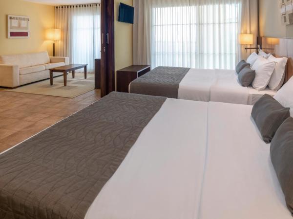 Serhs Natal Grand Hotel & Resort : photo 2 de la chambre suite junior - vue latérale sur mer