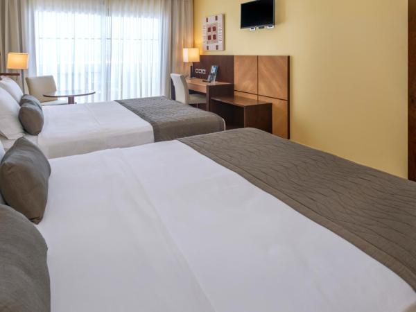 Serhs Natal Grand Hotel & Resort : photo 5 de la chambre chambre familiale - vue latérale sur mer