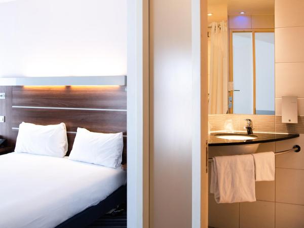 Hôtel Marseille Centre Gare Saint-Charles : photo 8 de la chambre chambre standard