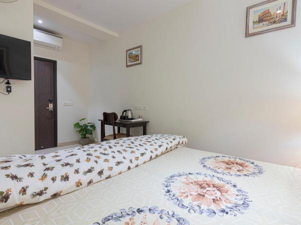 House of Backpackers : photo 5 de la chambre chambre double avec salle de bains privative