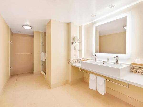 Eden Roc Miami Beach : photo 4 de la chambre chambre 2 lits queen-size premium - vue sur océan