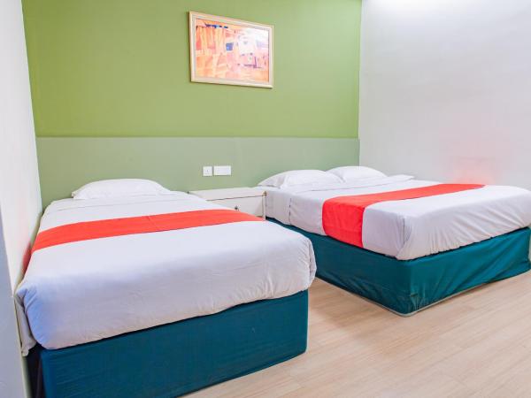 HOTEL 101 PERMAS JAYA : photo 2 de la chambre chambre familiale standard