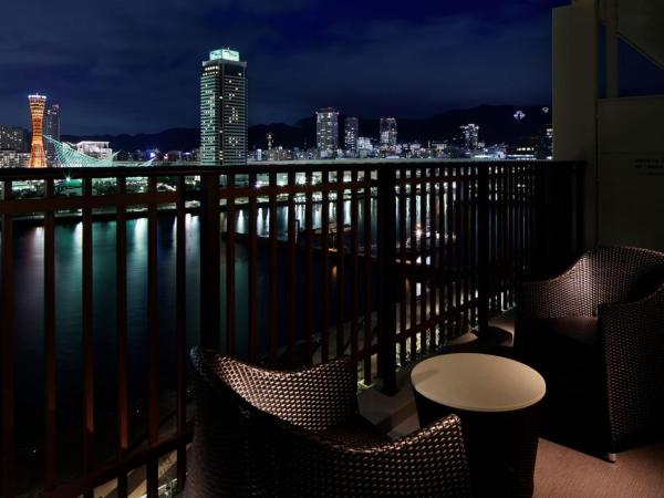 Kobe Minato Onsen Ren : photo 4 de la chambre deluxe twin room with tatami area and terrace - city view