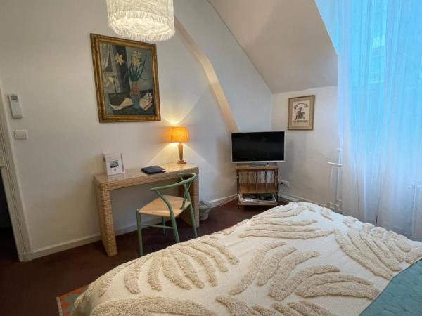 Maison Garnier Hôtel de Charme Biarritz : photo 6 de la chambre chambre double supérieure