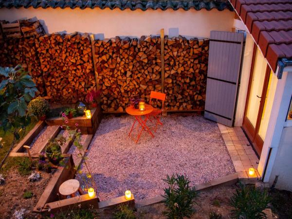 LYONEST chambre d'hôtes : photo 8 de la chambre chalet 1 chambre