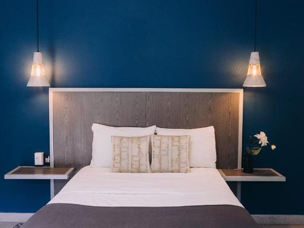 Septimo Hostal : photo 4 de la chambre chambre double avec salle de bains privative