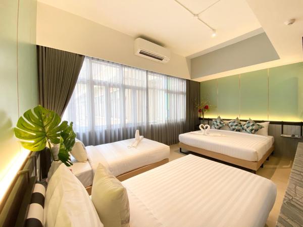 Miami Hotel Bangkok - SHA Plus : photo 1 de la chambre chambre quadruple deluxe