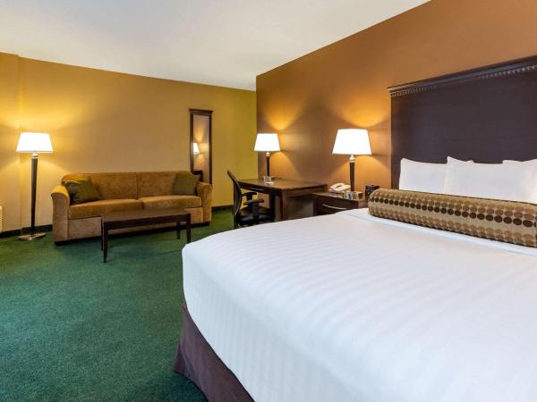 La Quinta by Wyndham Seattle Downtown : photo 2 de la chambre chambre lit queen-size avec canapé-lit - non-fumeurs