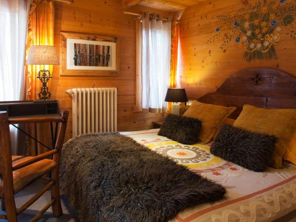 Chalet-Hôtel Les Cimes : photo 2 de la chambre chambre double avec terrasse