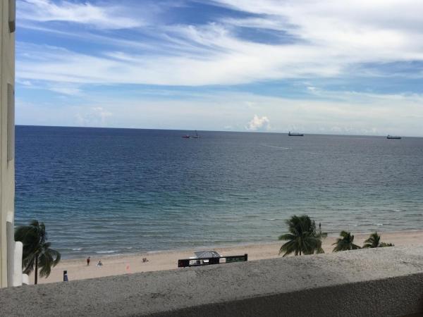 The Atlantic Hotel & Spa Condo : photo 5 de la chambre suite lit king-size - vue sur océan