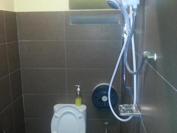 Little India Heritage Villa : photo 4 de la chambre chambre familiale avec salle de bains privative