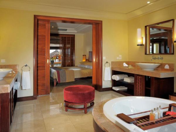 Constance Belle Mare Plage : photo 3 de la chambre villa présidentielle