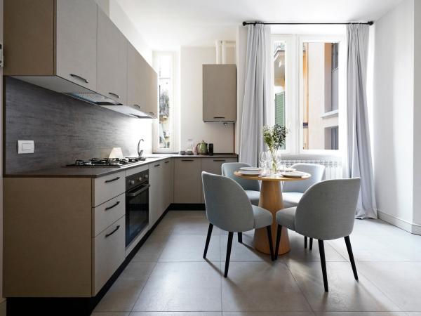 numa I Loreto Apartments : photo 2 de la chambre large 1 bedroom apartment with balcony and sofa bed