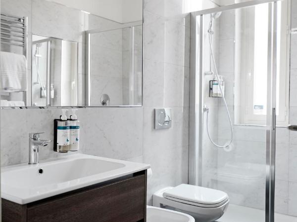 numa I Loreto Apartments : photo 6 de la chambre large 1 bedroom apartment with balcony and sofa bed