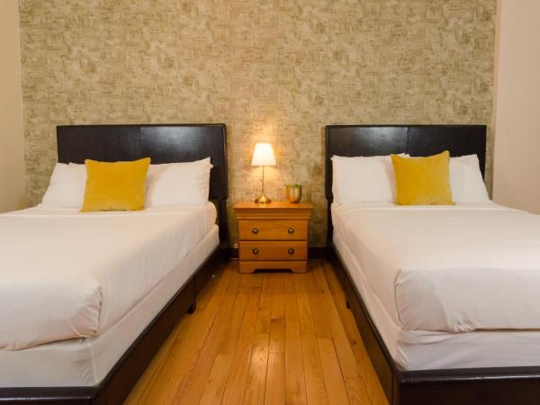 Hotel Dorion : photo 2 de la chambre chambre double avec 2 lits doubles