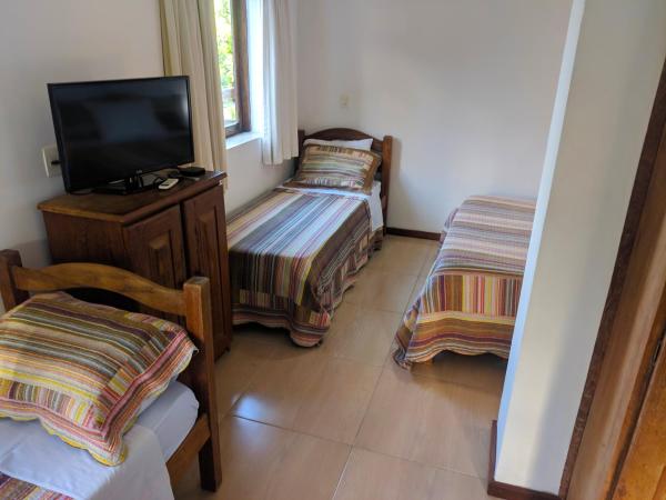 Pousada Poesia : photo 7 de la chambre chambre quadruple standard avec vue sur la mer