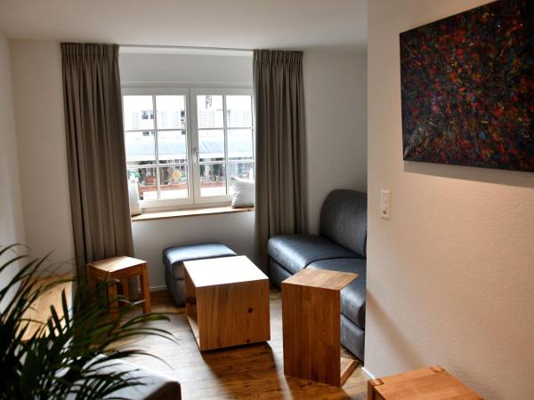 Hôtel de Ville : photo 7 de la chambre appartement avec balcon