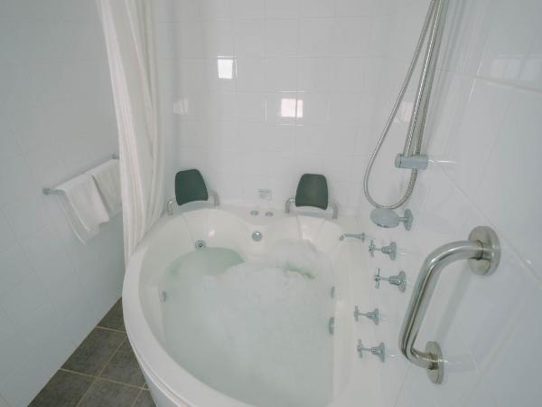 Darwin Resort : photo 6 de la chambre studio avec baignoire spa