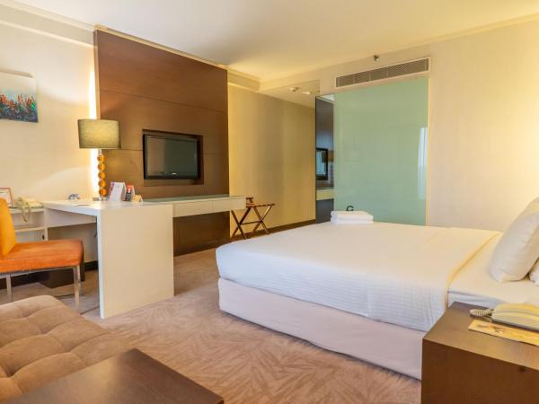 Seri Pacific Hotel Kuala Lumpur : photo 3 de la chambre chambre lit king-size supérieure