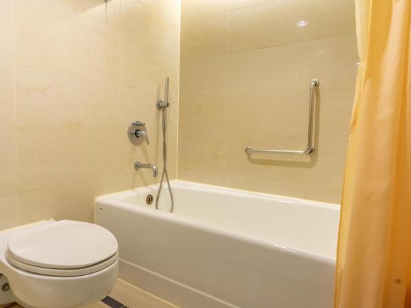 Seri Pacific Hotel Kuala Lumpur : photo 6 de la chambre chambre lit king-size premier deluxe