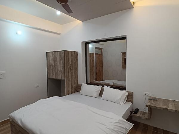 Hotel Taj Niwas : photo 7 de la chambre chambre double deluxe