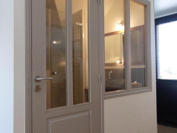 Villa Mané Lann Maison d'hôtes & spa : photo 4 de la chambre appartement - vue sur piscine