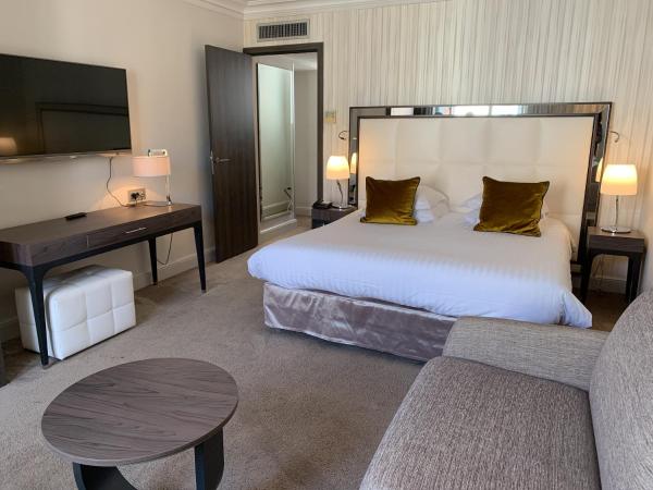 Hôtel Le Canberra : photo 5 de la chambre suite junior côté rue