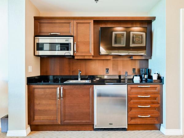 StripViewSuites at Signature : photo 10 de la chambre studio lit king-size