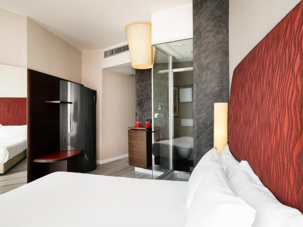 Hi Hotel Bari : photo 4 de la chambre chambre simple
