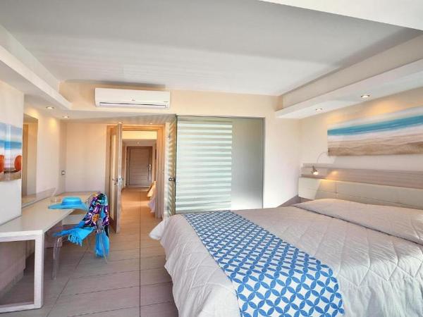 Royal & Imperial Belvedere Resort : photo 2 de la chambre chambre familiale supérieure - vue sur jardin ou montagne