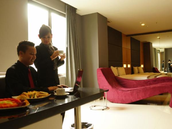 B Fashion Hotel : photo 5 de la chambre suite lit queen-size deluxe