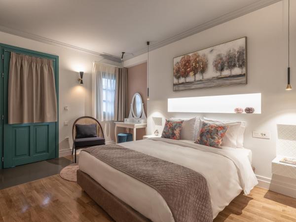 CASTRELLO Old Town Hospitality : photo 1 de la chambre chambre double deluxe