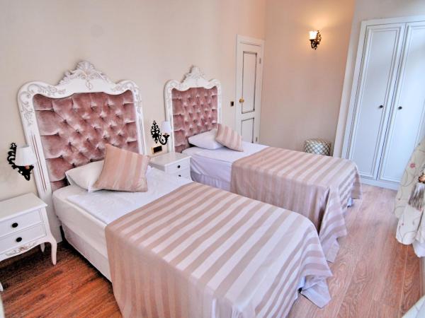 Aspen Hotel Kaleiçi : photo 5 de la chambre suite avec balcon