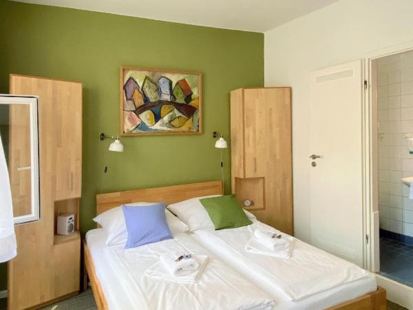 Frauenhotel Hanseatin - Women Only : photo 3 de la chambre chambre double ou lits jumeaux standard