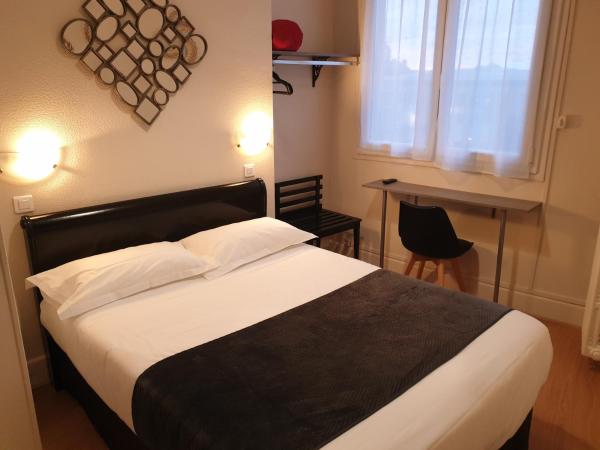 Hotel Le Splendid : photo 7 de la chambre chambre double standard avec petit déjeuner